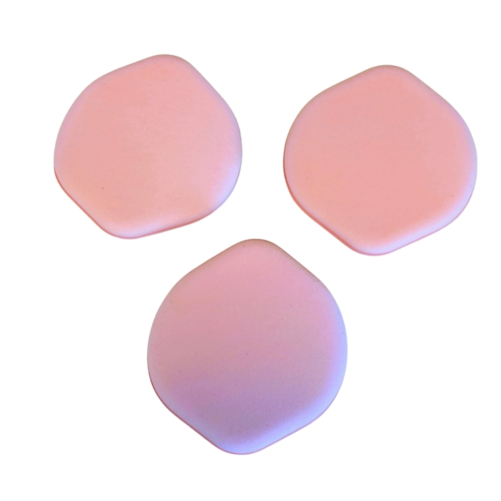 Pink Spa & Makeup Applicator Set - 18 Piece Essential Beauty Kit - Picture 7 of 9